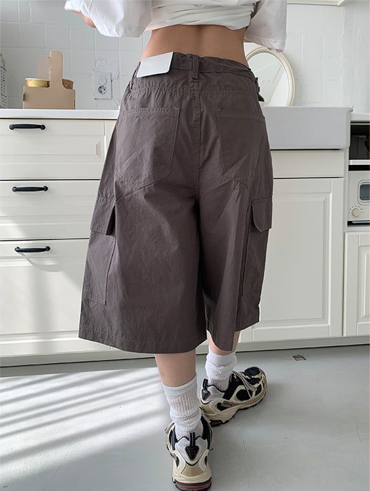 LIGHT CARGO BERMUDA PANTS (3C)