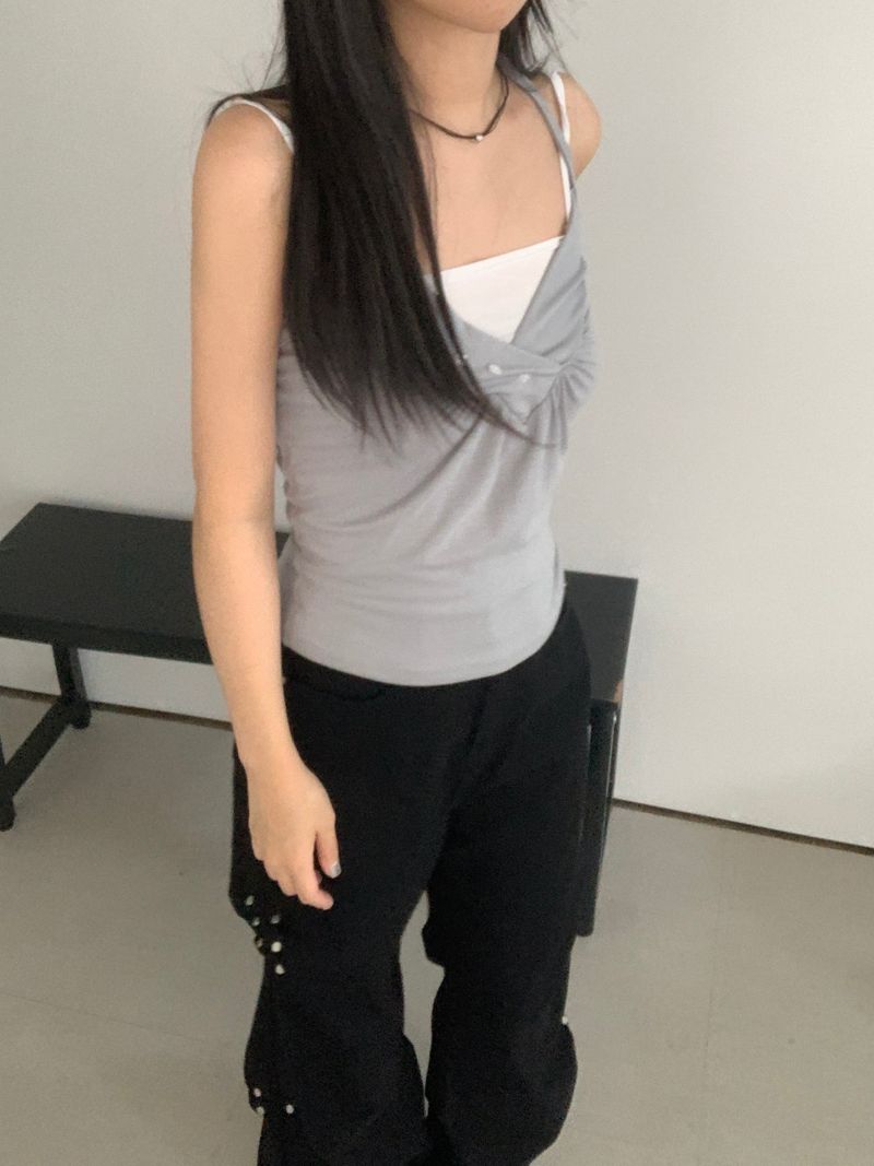 Moen V-Neck Halter-Neck Button Top
