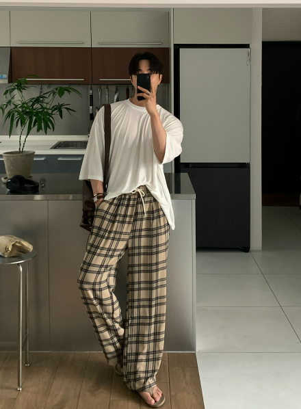 Kuiper Turkic Check Pattern Wide Fit Pants