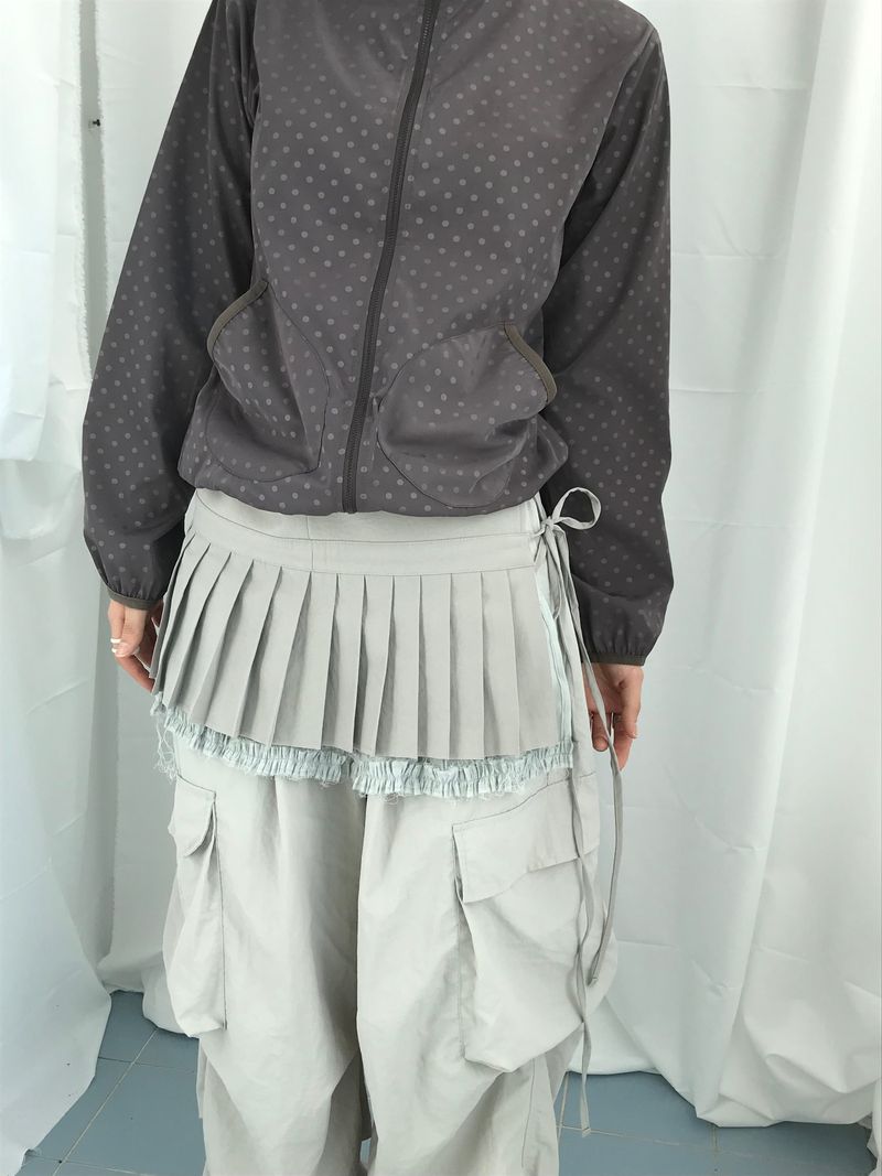 Soft terry dot windbreaker