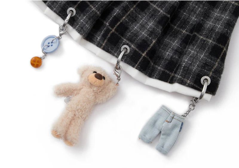 13DE MARZO Clothes Hanger Pleated Skirt