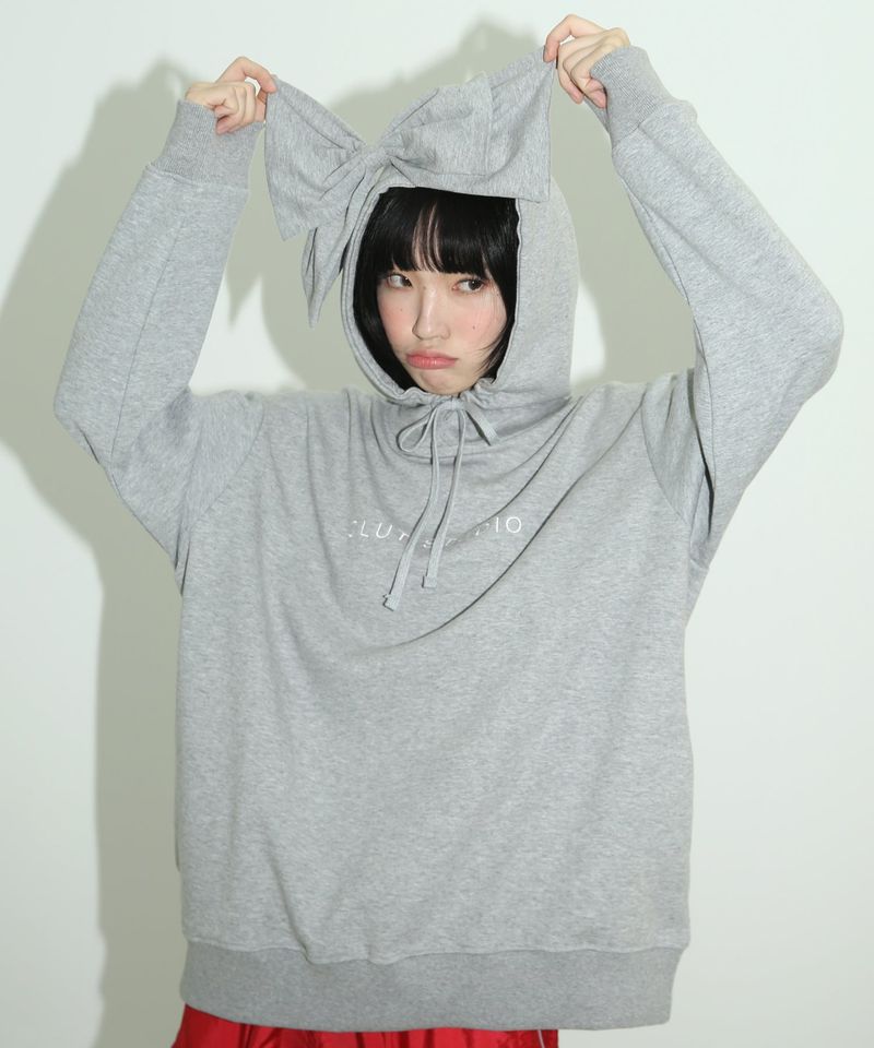 how old r u ribbon hood