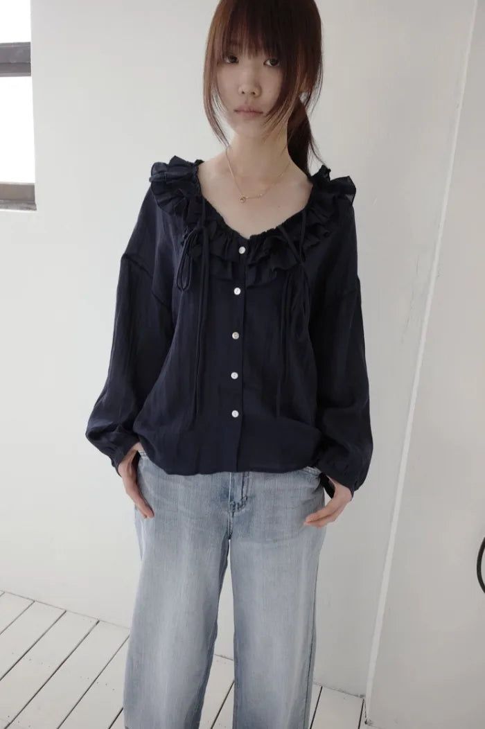callhag（コールハグ）の「autumn ruffle BL (2c)（Tops）」