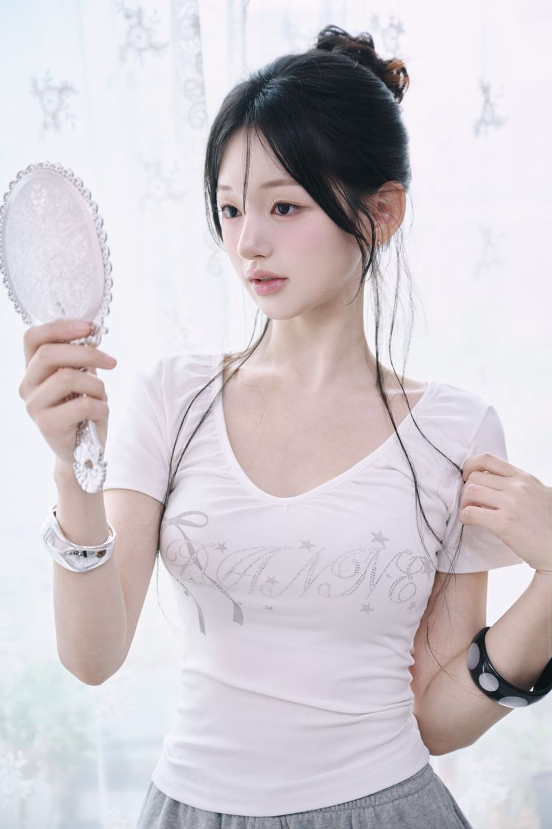 [MADE] Sparkle Rhinestone Ruched V-Neck Tee