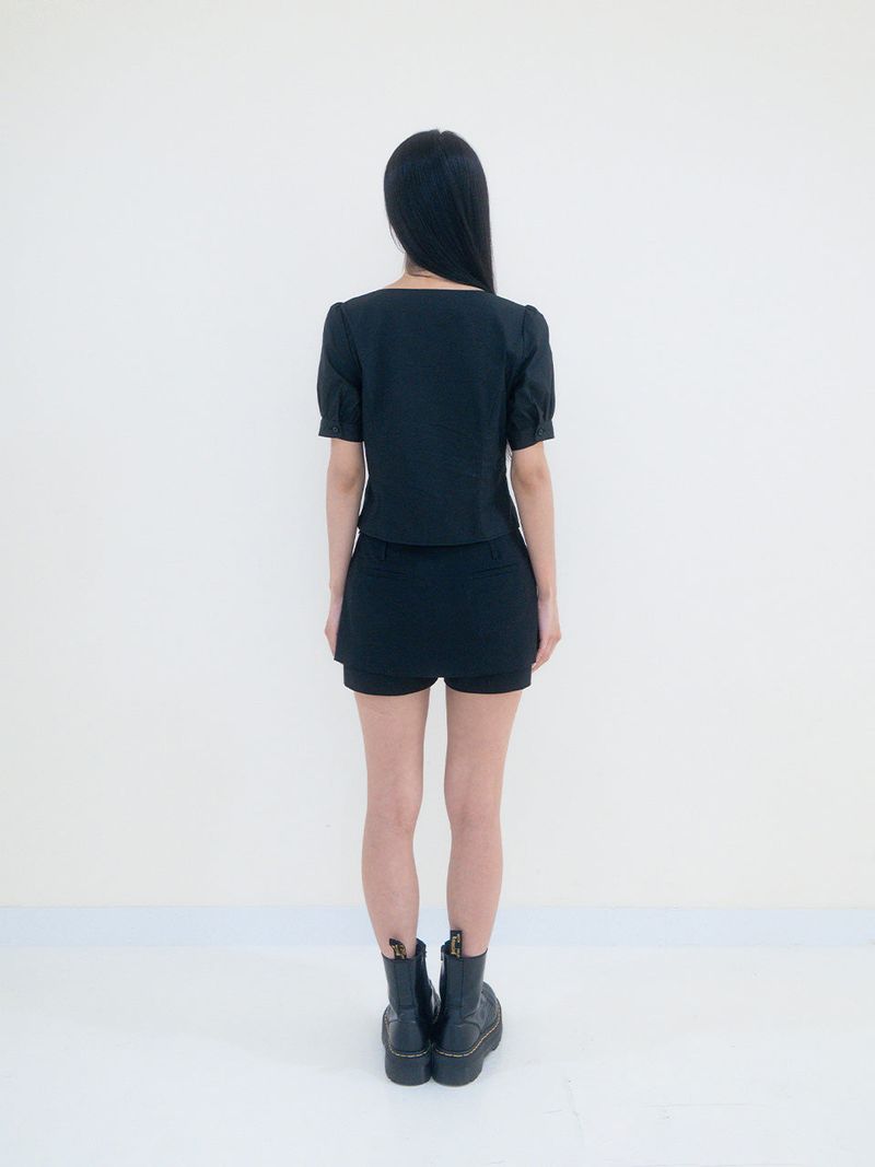 Ririu blouse (Black)