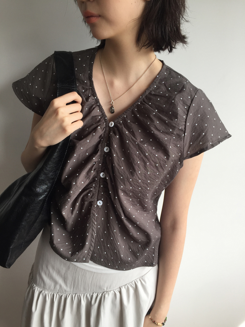 Wing Dot Shirring Blouse (2color)