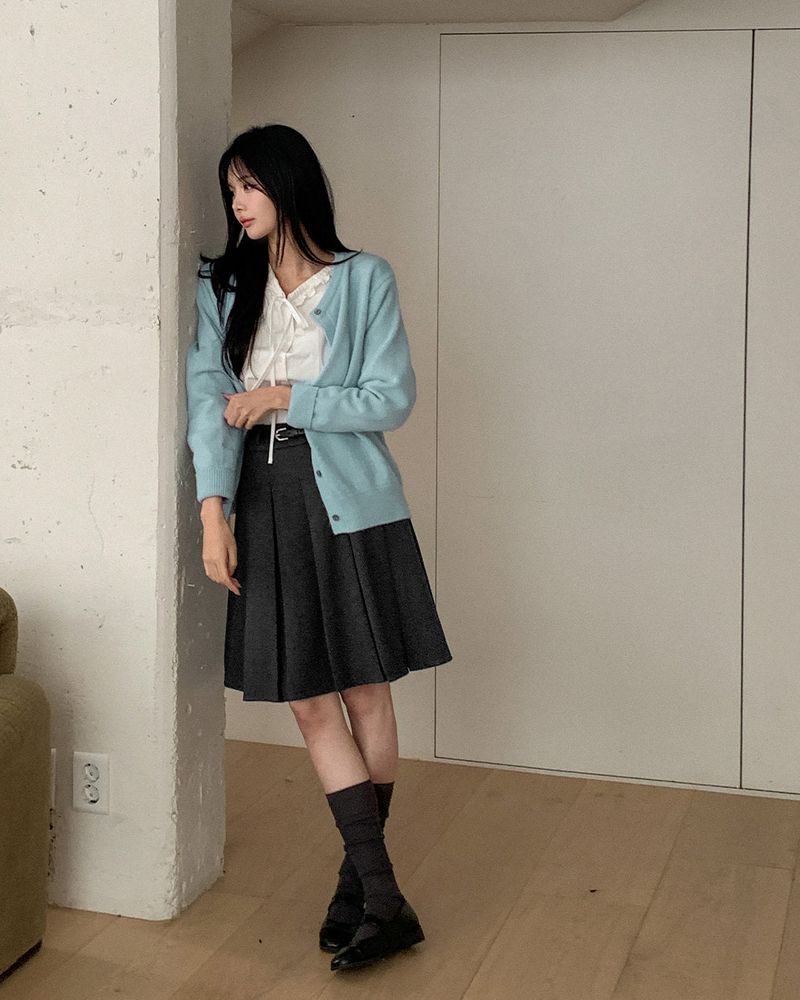 MAYBINS（メイビンス）の「Niin Pleats Skirt & Belt Set (including underwear)（Skirts）」