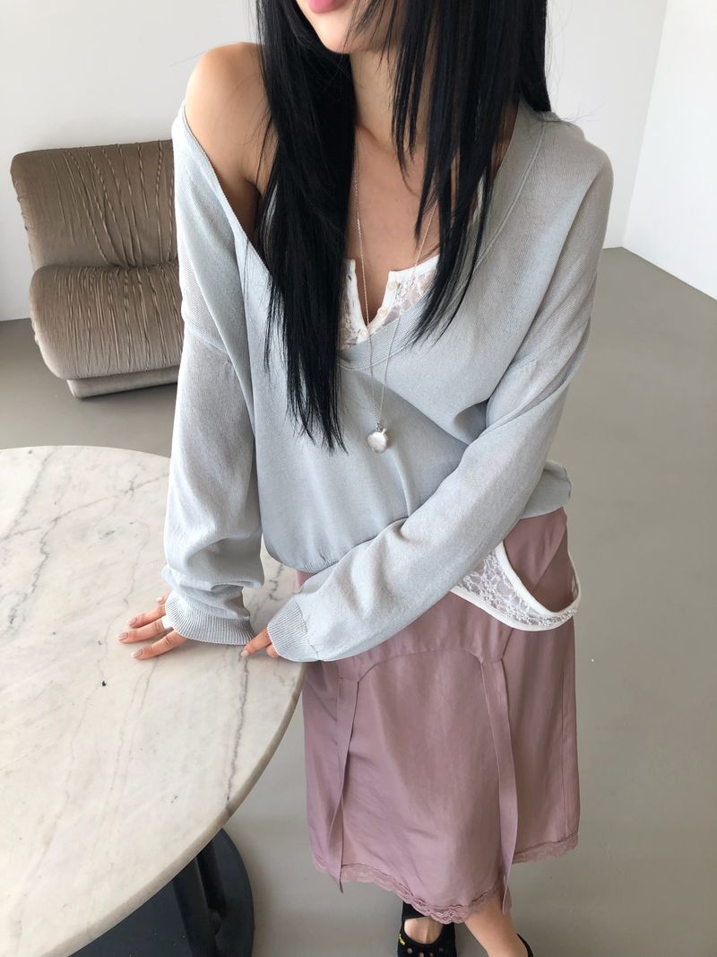 Breeze Deep V-Neck Knit