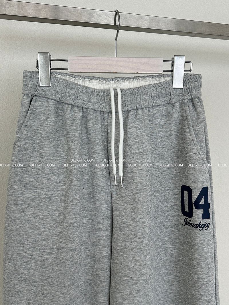 Number off-shoulder oversized fit sweat suit set