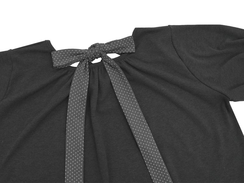 Back ribbon flare top / charcoal