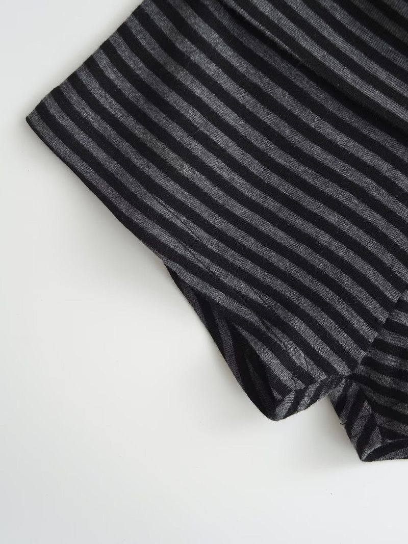 Folding Striped Short Pants