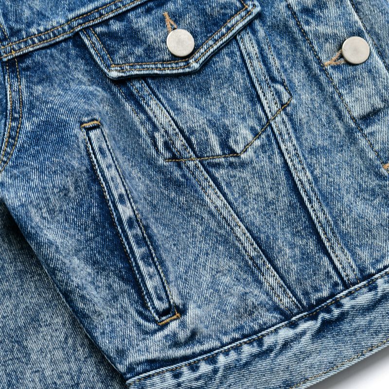 JINRO DENIM CROP TRUCKER JACKET 