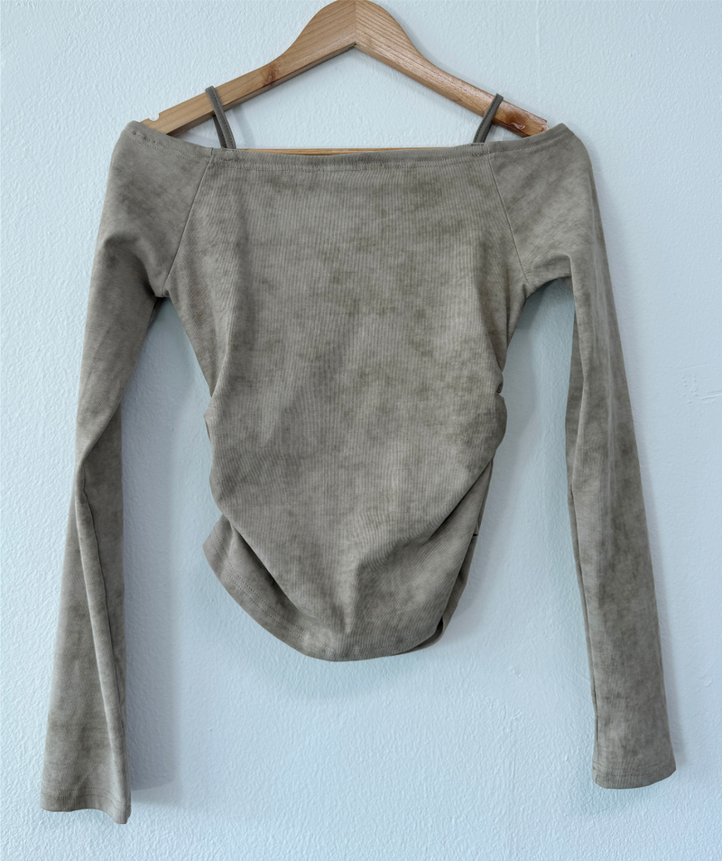 STUD SHIRRING TANK LAYERED SLIM LONG SLEEVE🤎🩶 - 2 COLORS