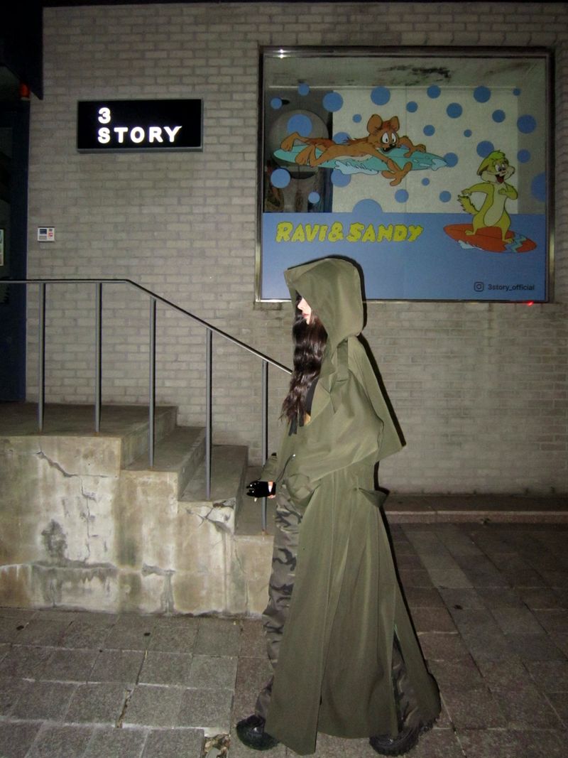 Maxi hood long trench