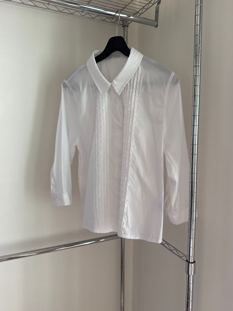 Ray Pintuck Shirt (one color)