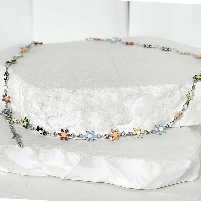 ss-Daisy flower motive array necklace_multi