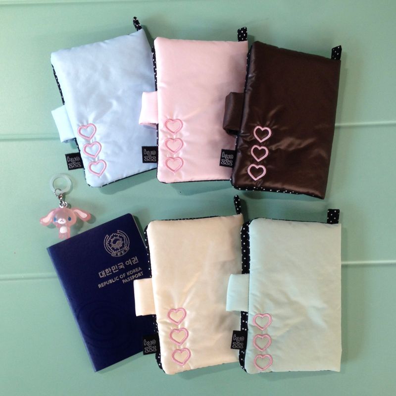 <The Heart-Stealing Guinea>Passport Case