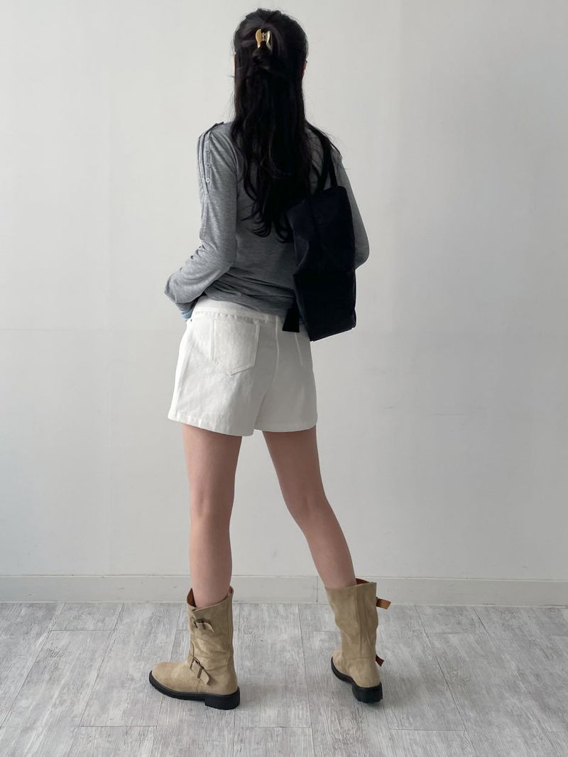 Boatneck Button Loose Fit T-shirt