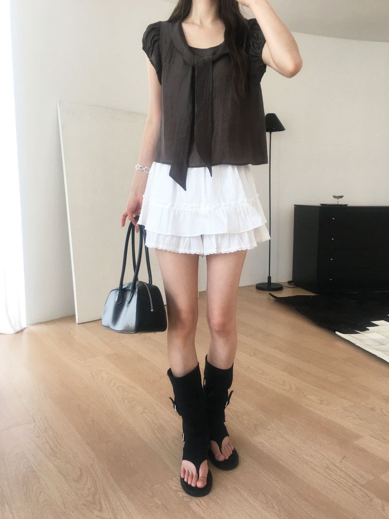 Minu lace mini skirt