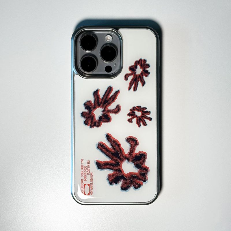 MEMORIESBOUNDARY（メモリーズバウンダリー）の「BORN IN CODE Coral Reef Phone Case (SV_Red)（Smartphone Accessories）」