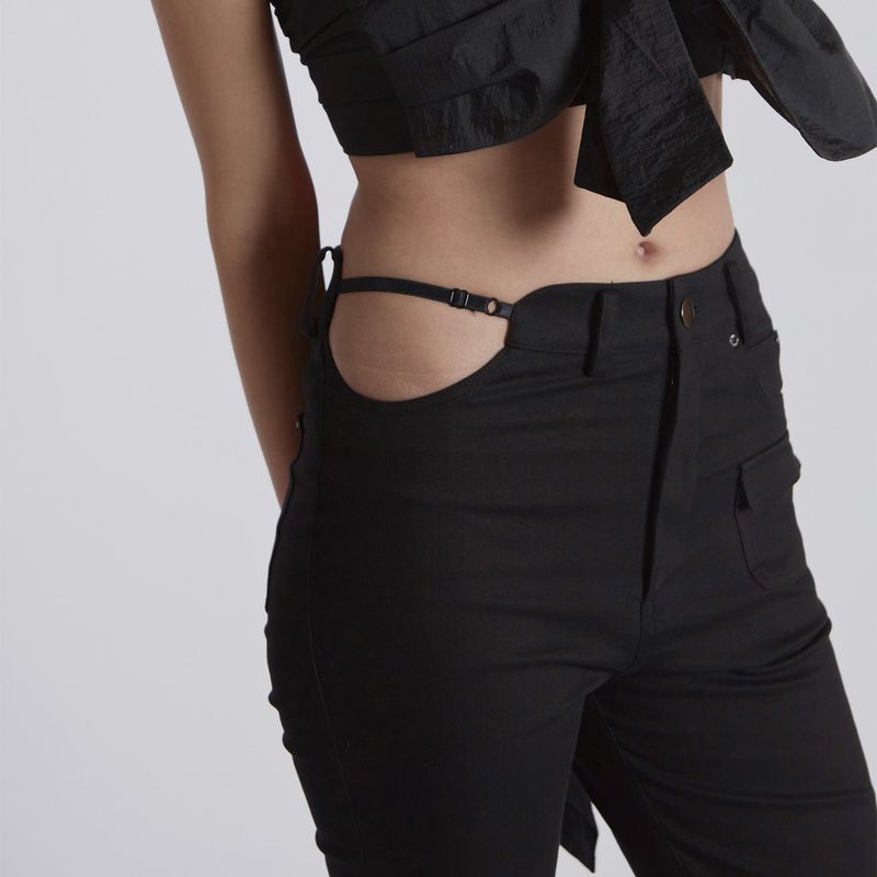 UNDERSTRAP KNEE DETAIL PANTS(BLACK)