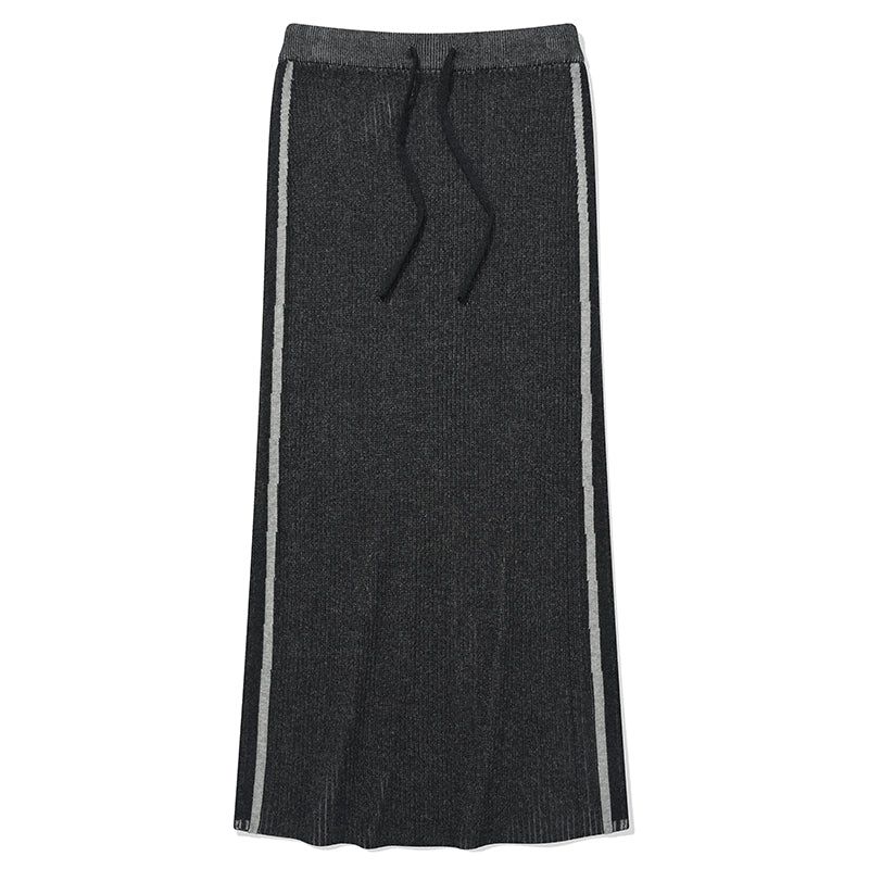 GARMENT KNIT LONG SKIRT [CHARCOAL]