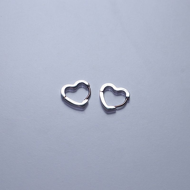 RUNARING（ルナリング）の「サージカルスチールハートリングワンタッチピアス（アクセサリー）」