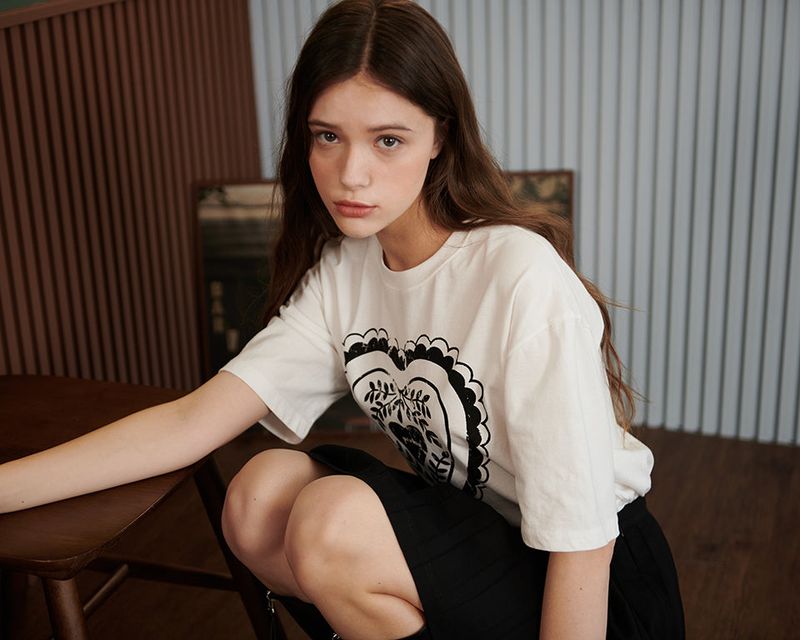 HEART PRINT T-SHIRT [WHITE]
