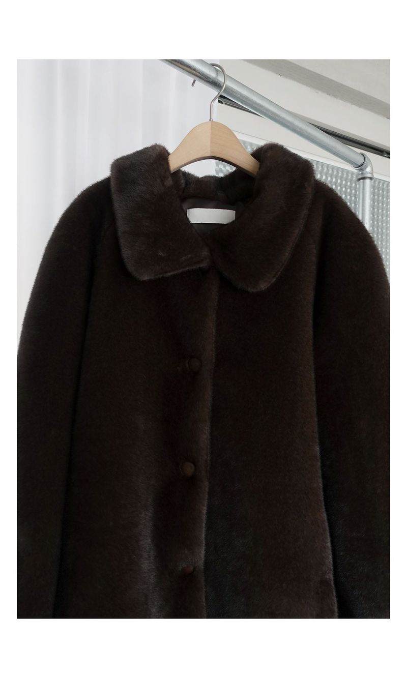 grandma brown fur coat