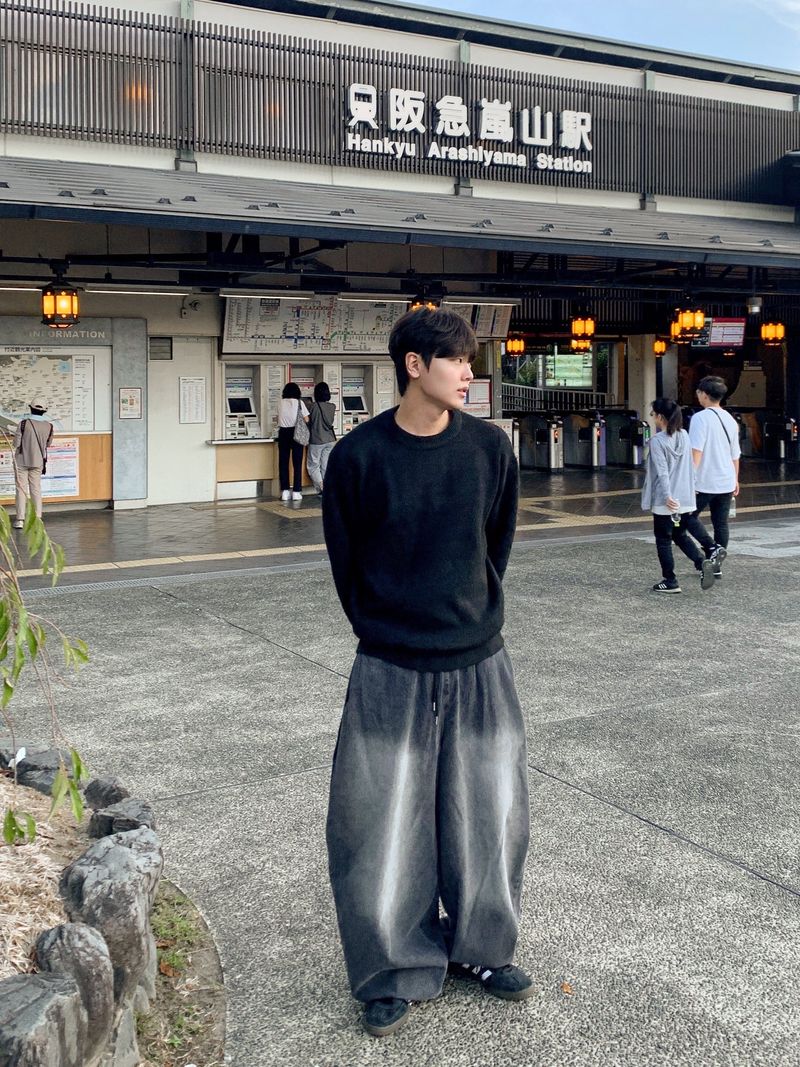 Side tuck big wide balloon denim