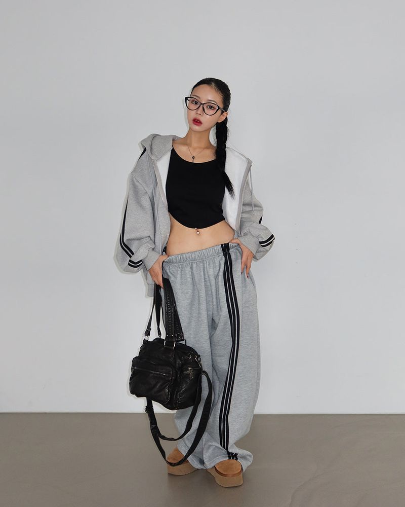 Breeze fleece-lined track string wide pants