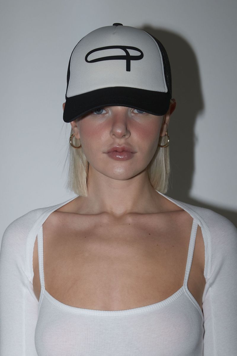 deepinblue（ディープインブルー）の「DIB TRUCKER CAP BLACK（Hats）」