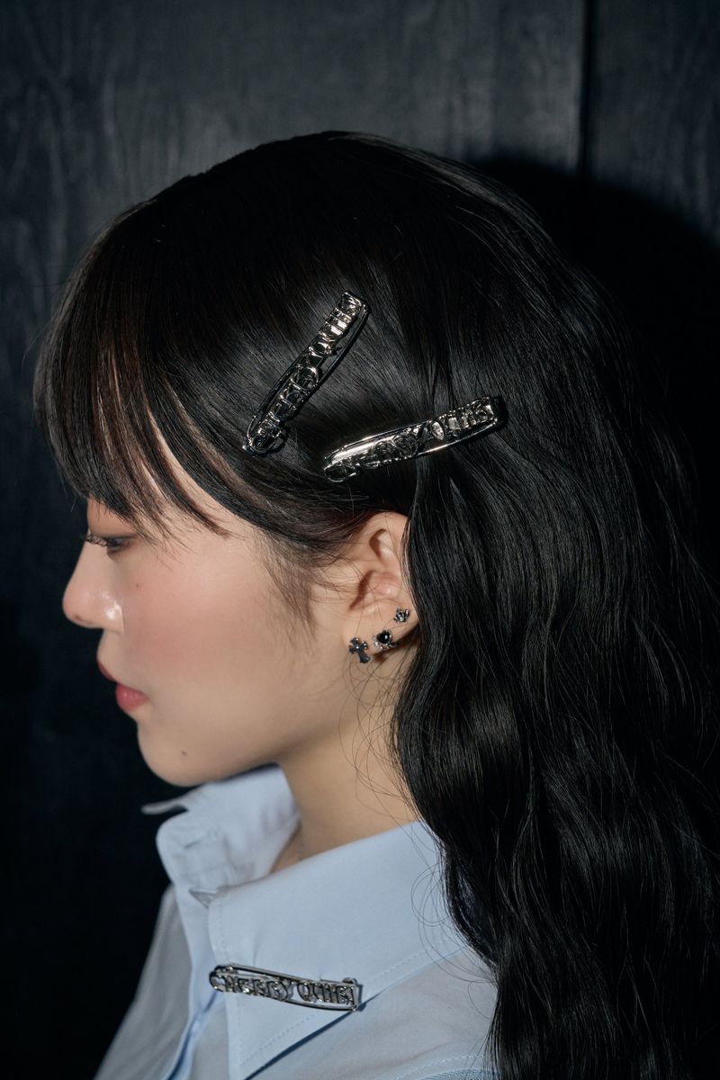 metal logo hair pin (2pcs)