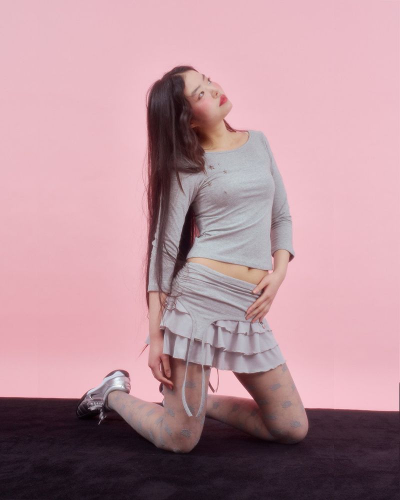 BACK RIBBON STUD T SHIRTS [3colors]