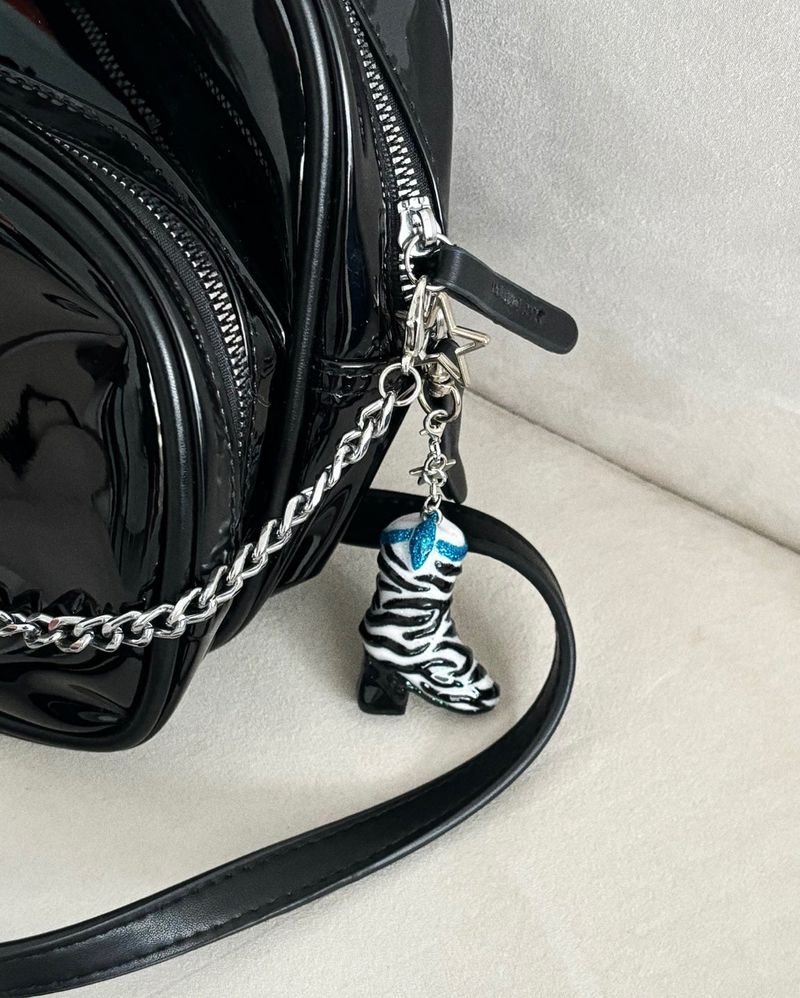 【MADE】 Zebra Boots (keyring)