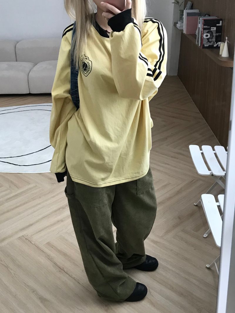 Sporty long sleeve top