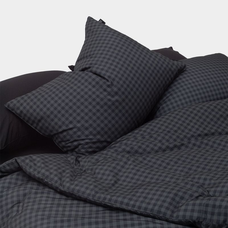 Dust-Free Gingham Check Pillowcase