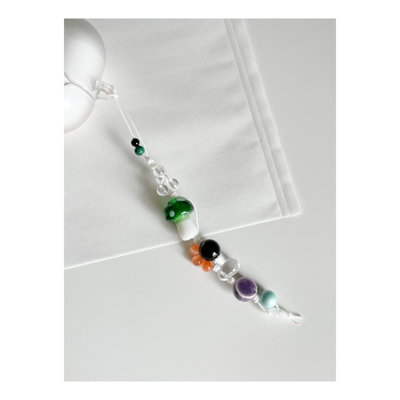 Green mushroom gemstone keyring