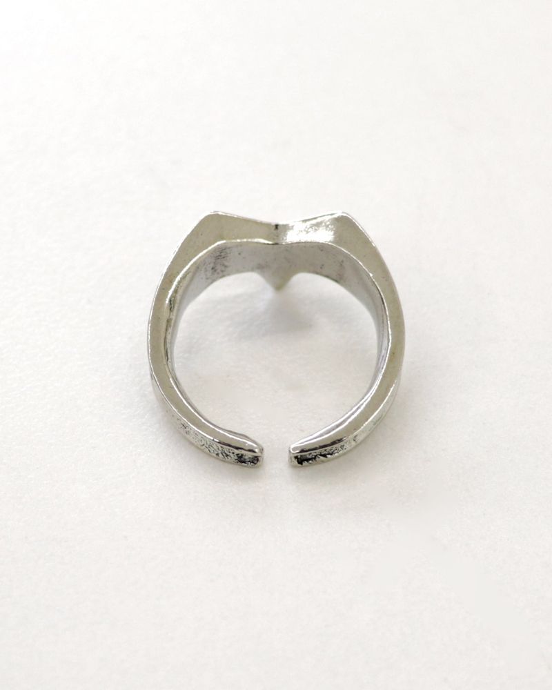 Taryn Y2K cubic star open ring ring