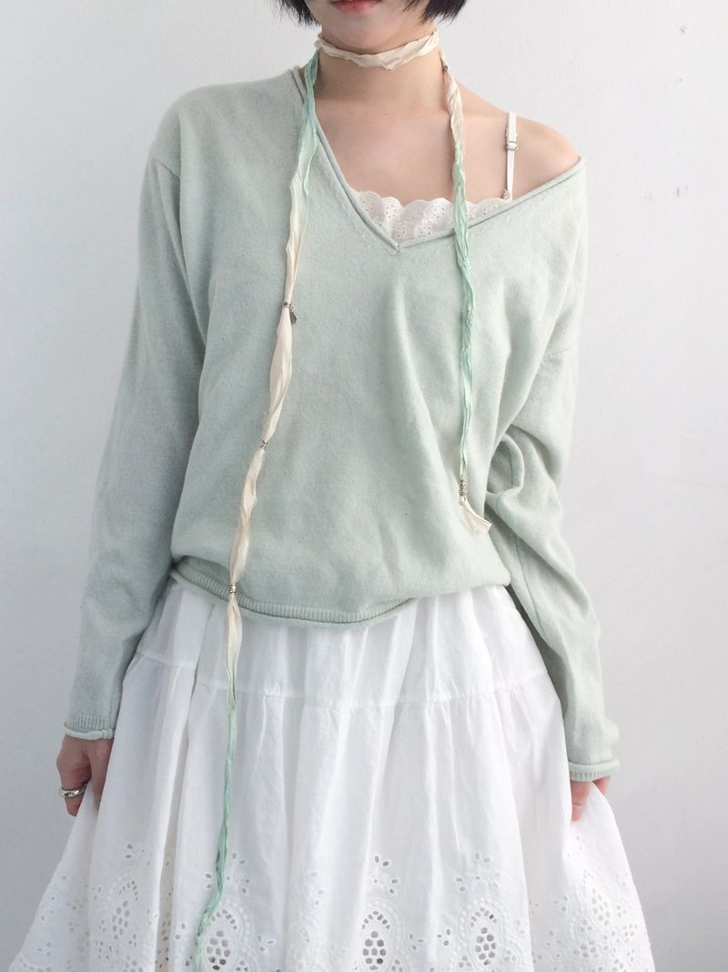 Soft V-neck Layered Knitwear