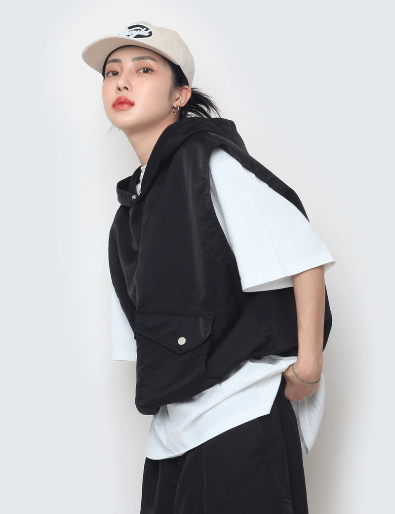 nutellike（ヌテールライク）の「WASHIHO hooded pocket vest（Tops）」