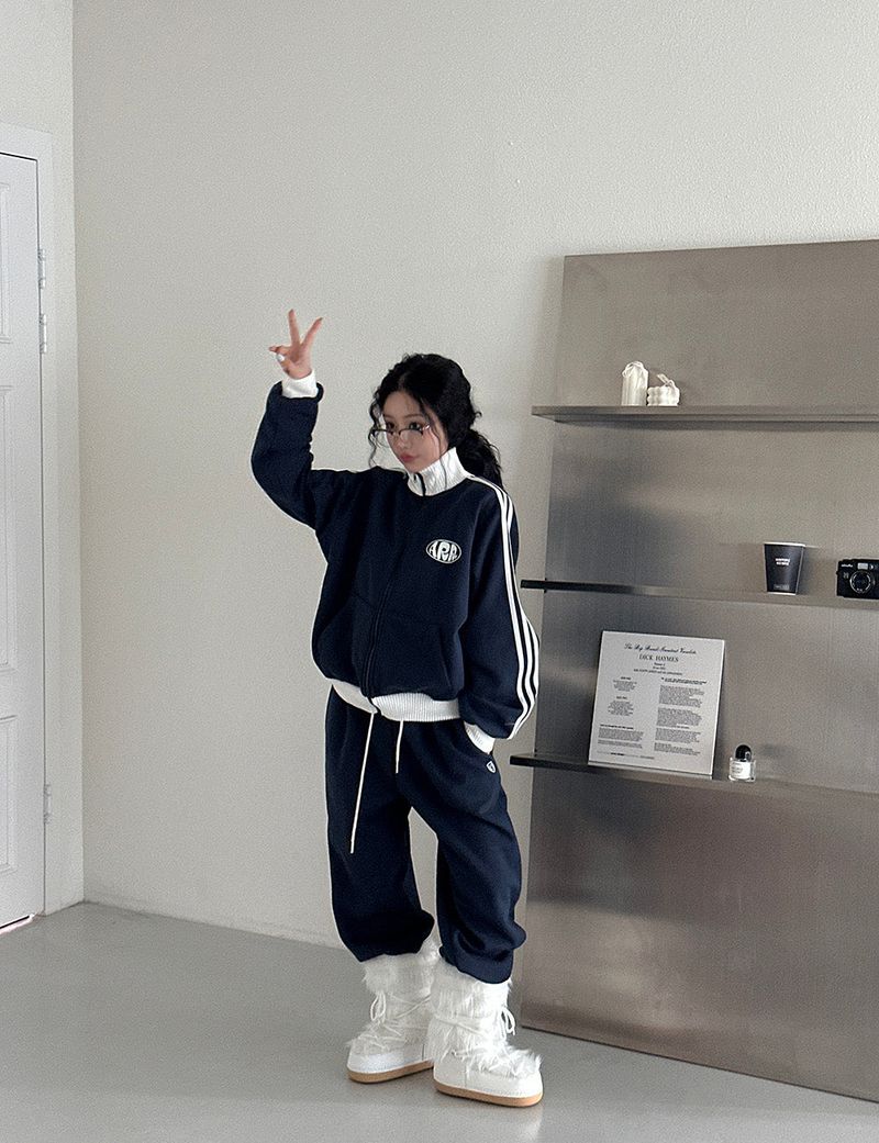 Aru Napping Patch Jogger Pants