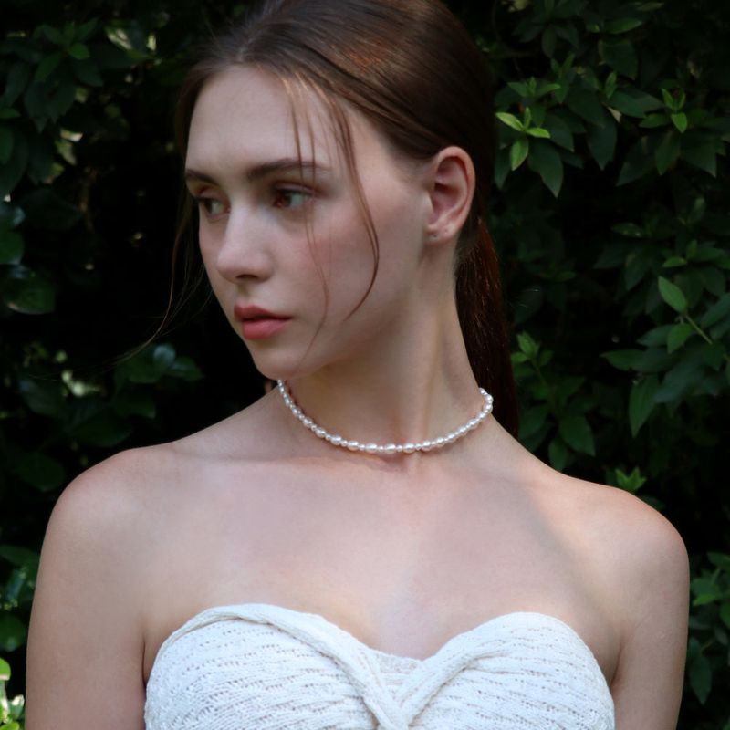 oval pearl necklace