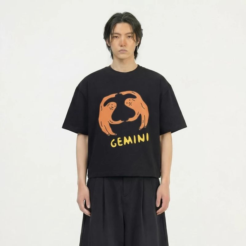 Peanut Stain（ピーナッツ ステイン）の「PEANUT STAIN - ワッツユアサインゾディアックジェミニボクシーTシャツ（トップス）」