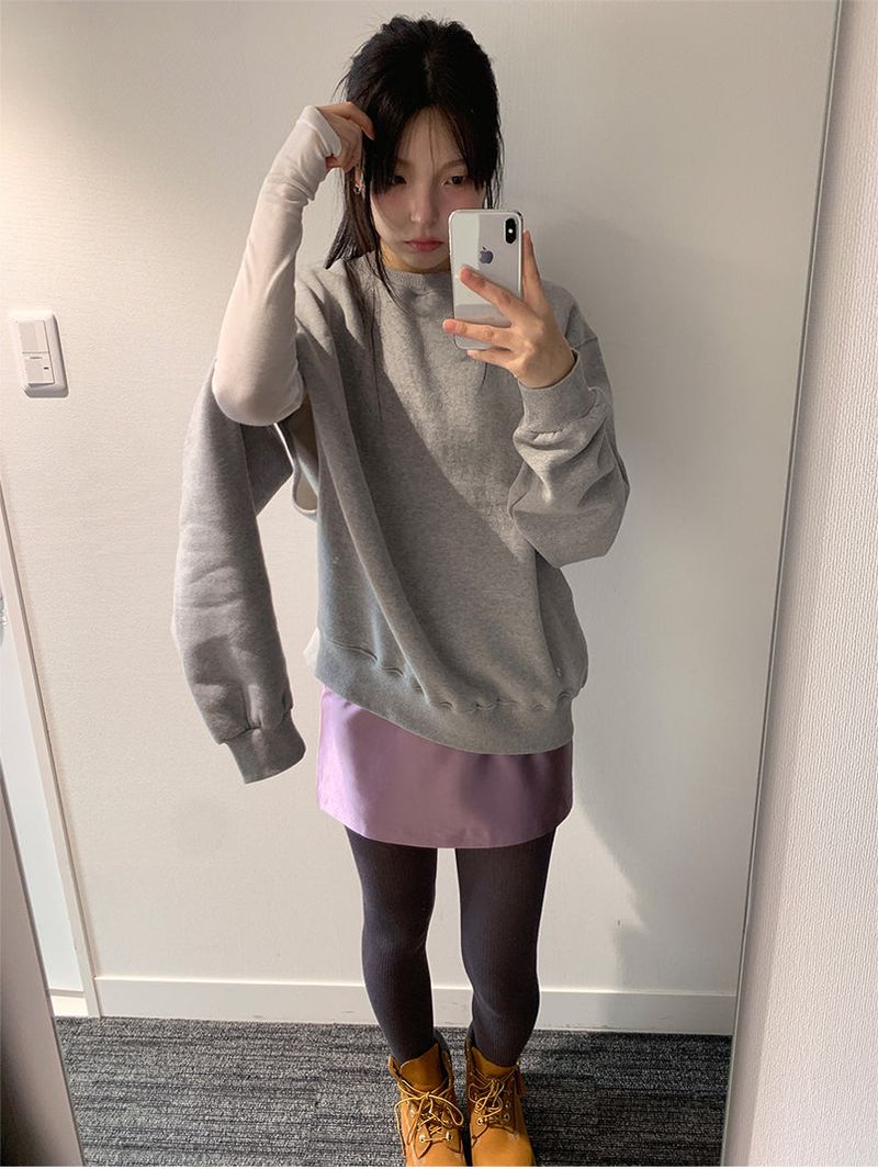 CIRCLE HOLE SWEAT SHIRT (3C)
