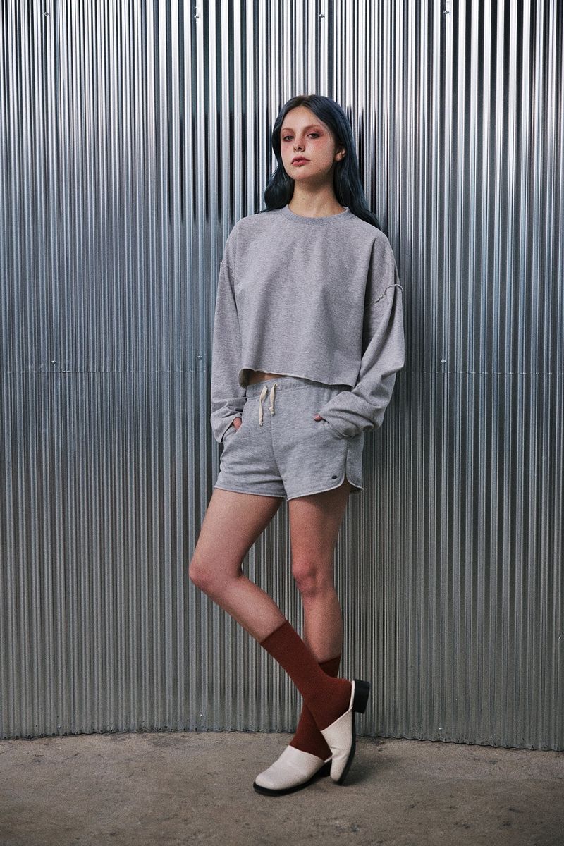 VINTAGE P. DYEING CUT-OUT CROP-TEE (Gray)