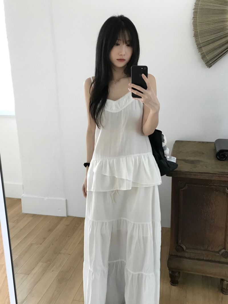 Reese lace sleeveless (4 colors)