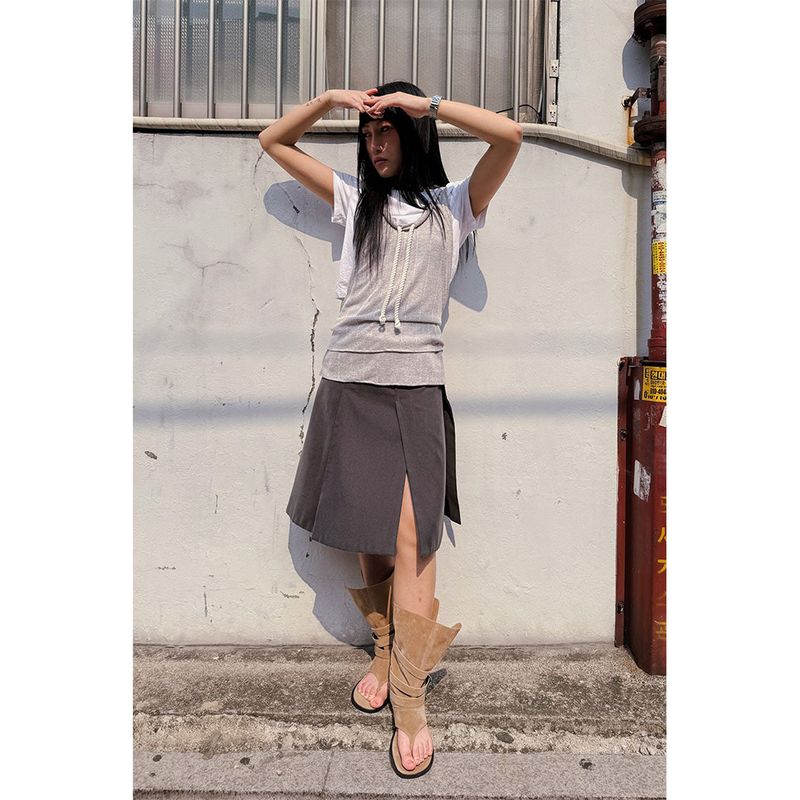ROPE KNOTTED BACK HOOD