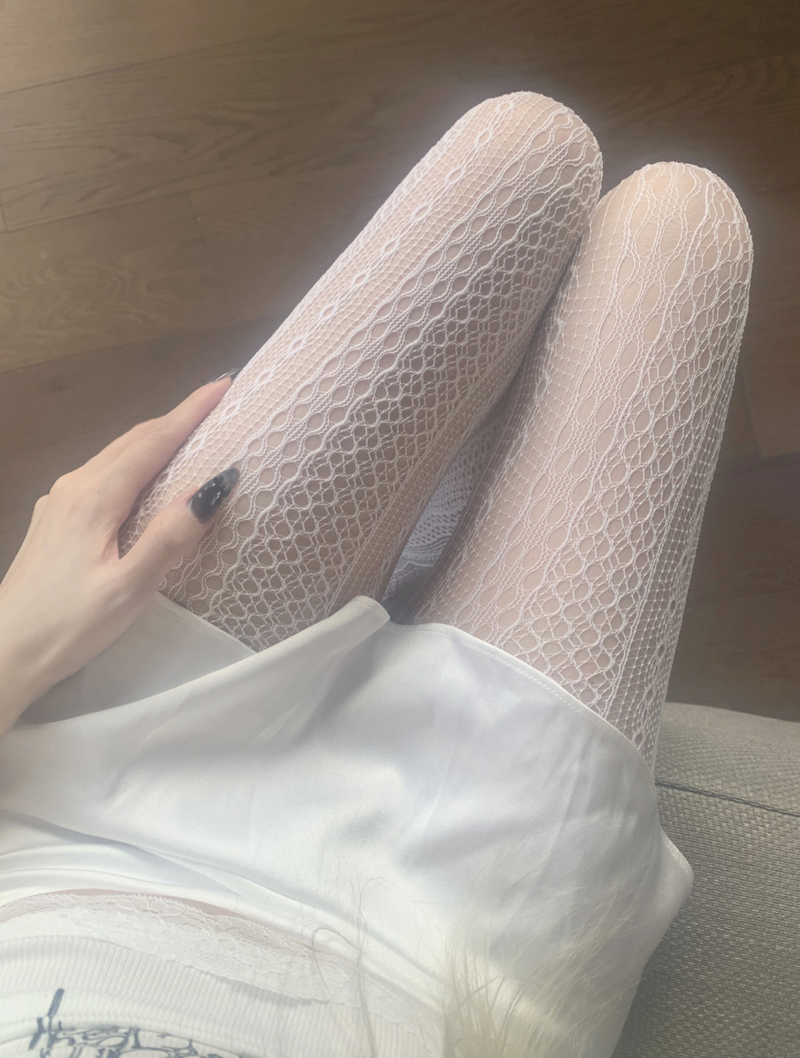 suzen（スゼン）の「Chelina Vintage Mesh Stocking (white)（Fashion Accessories）」