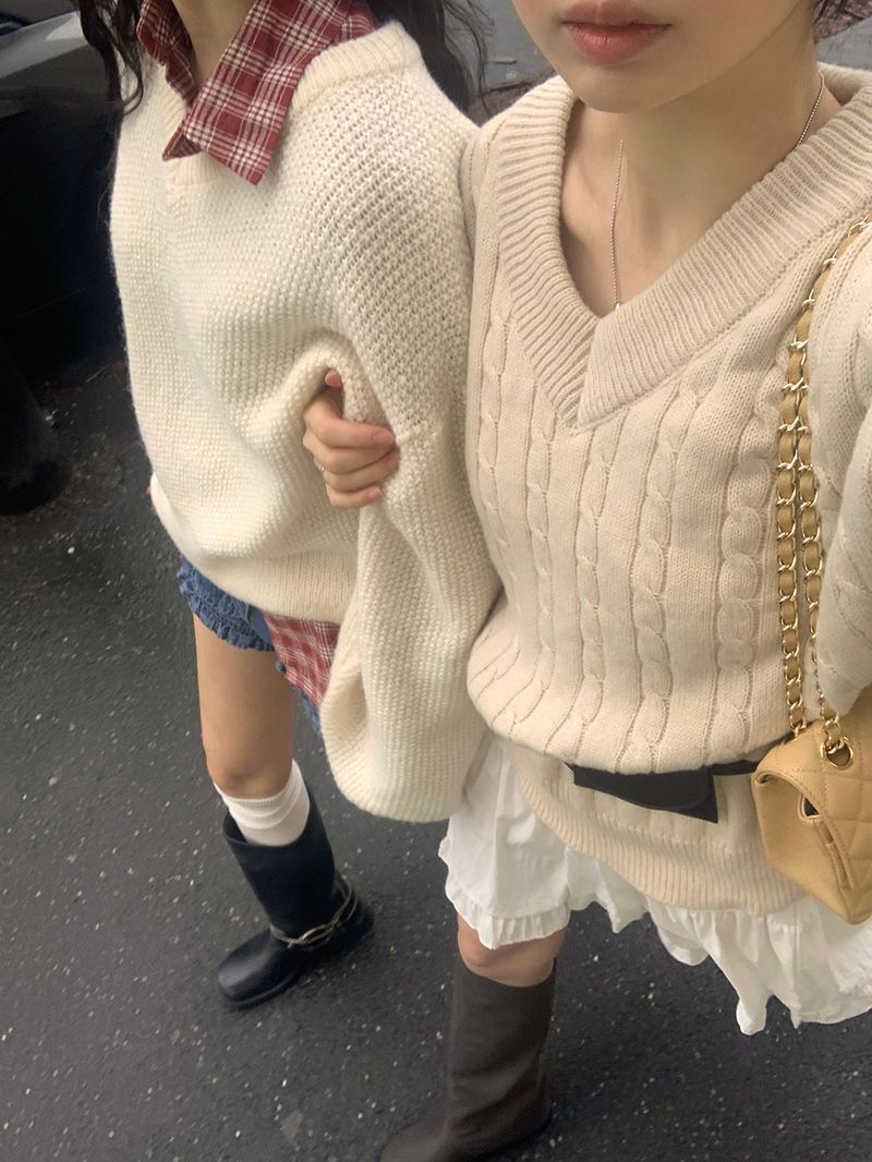 [MADE] Ethol twisted V-knit